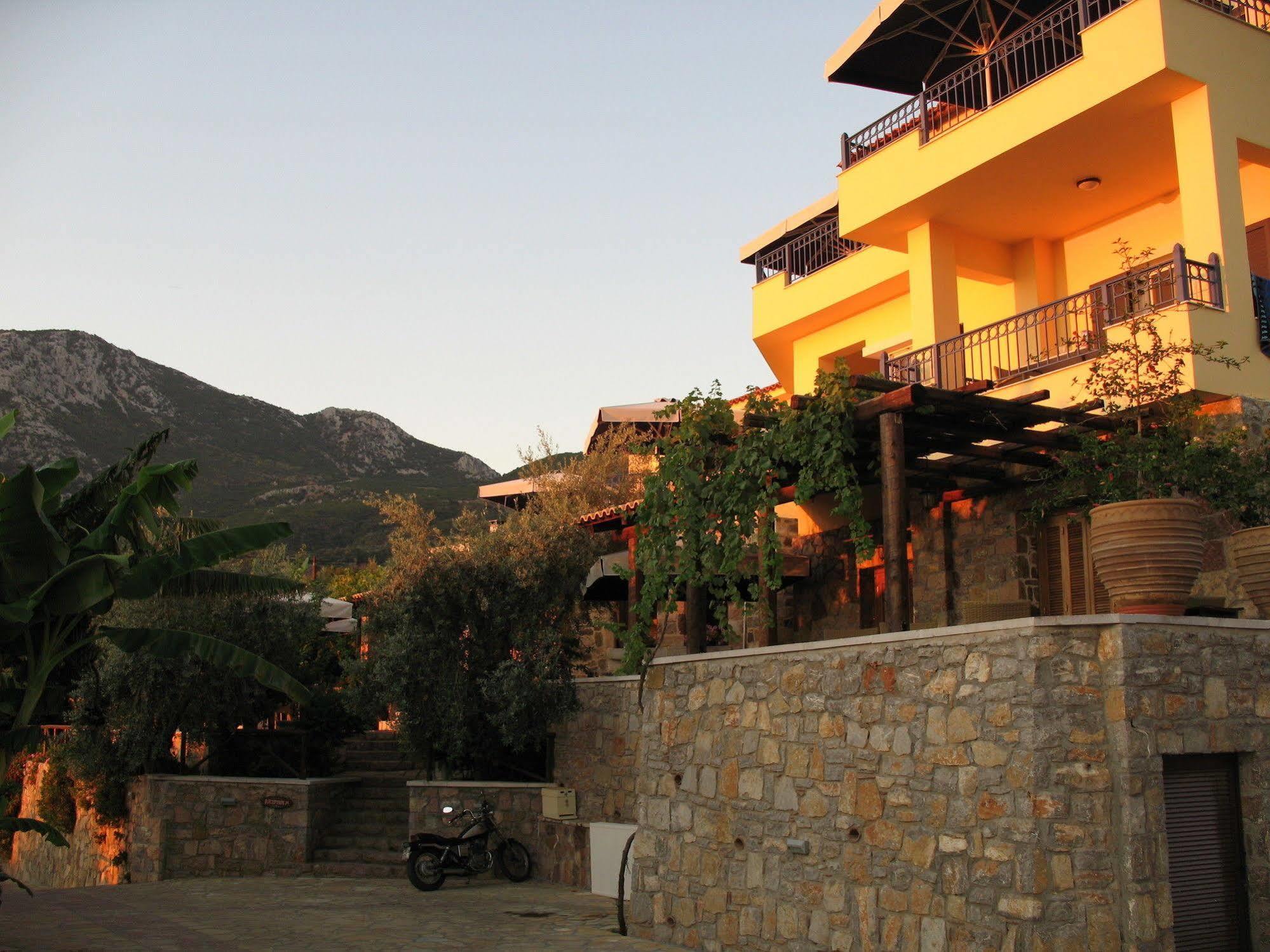 Angelica Villas Hotel Apartments Epidaurus Exterior foto